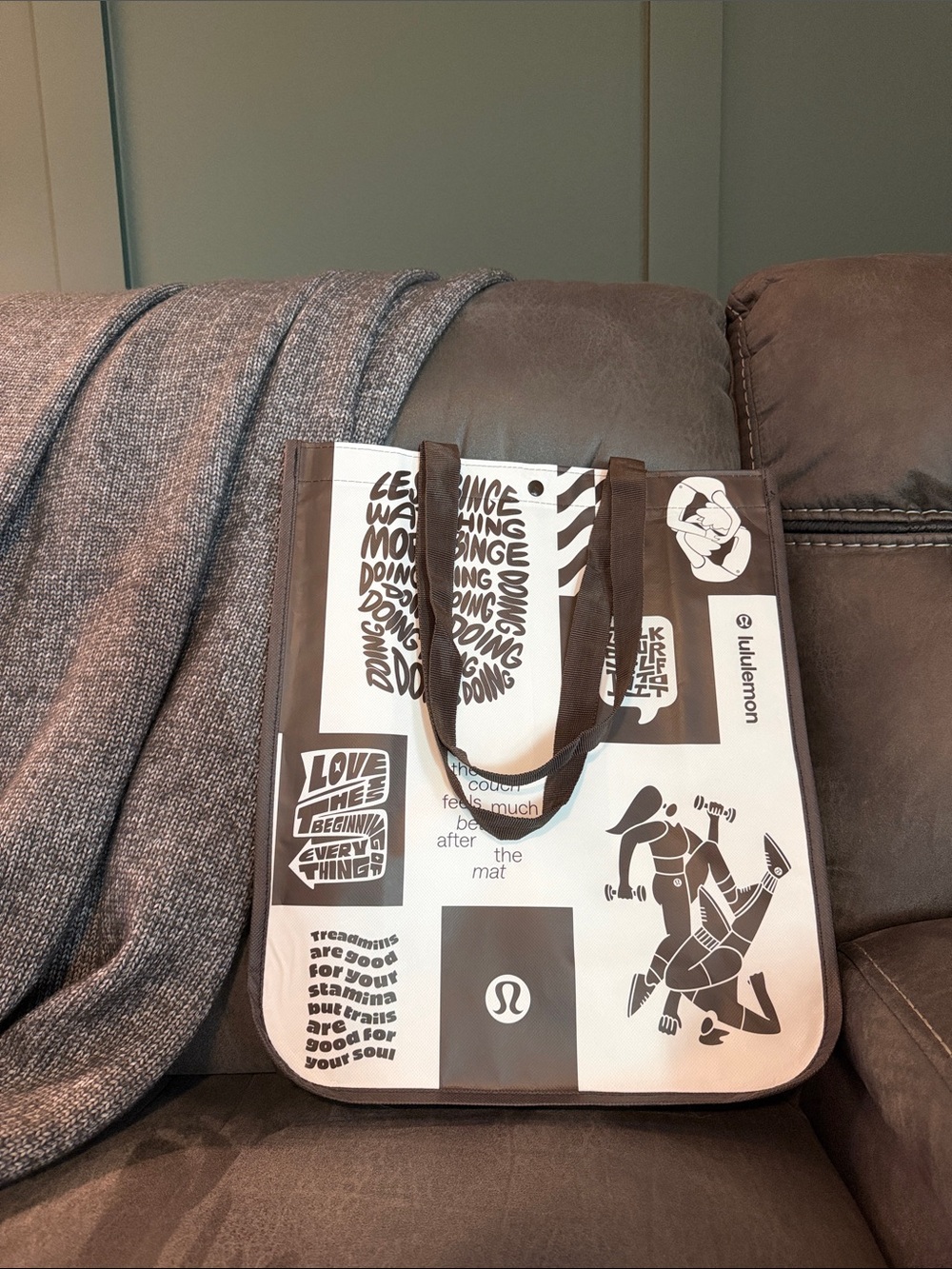 Lululemon Black and White Graphic Messenger Tote